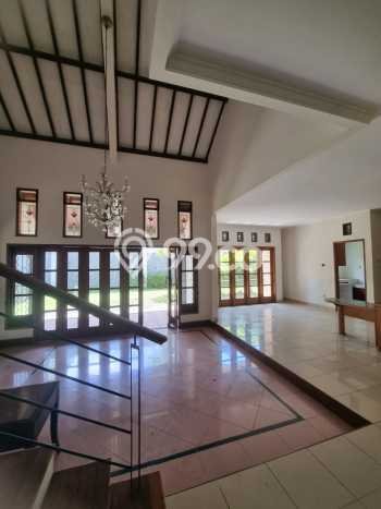 For Sale! Premium House LT 541m2 Desain Elegan di Setra Duta For Sale! Premium House LT 541m2 Desain Elegan di Setra Duta
