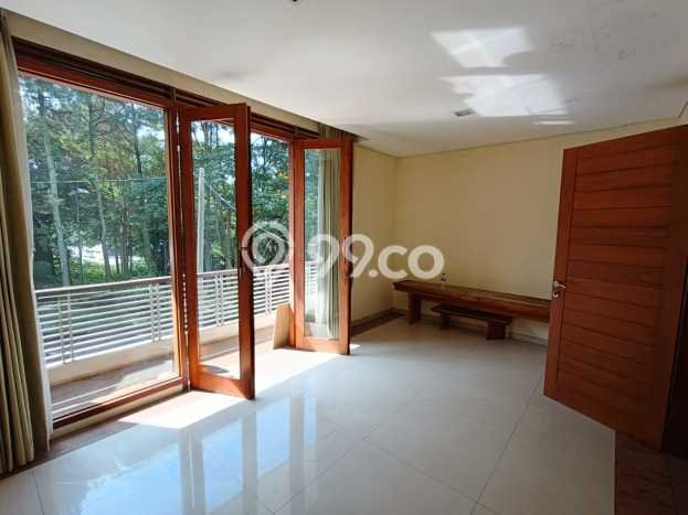 Rumah Luxury Modern Siap Huni di Resor Dago Pakar Bandung Rumah Luxury Modern Siap Huni di Resor Dago Pakar Bandung