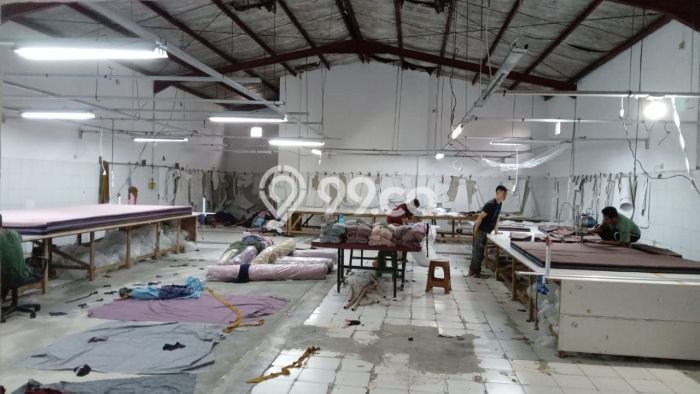 Jual Gudang di Cigondewah, Luas 1000m², Area Komersial, Akses Mudah Jual Gudang di Cigondewah, Luas 1000m², Area Komersial, Akses Mudah