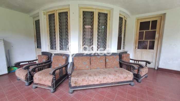 Ready to Use! Premium House LT 1268m2 Desain Elegan di Cipaganti Ready to Use! Premium House LT 1268m2 Desain Elegan di Cipaganti