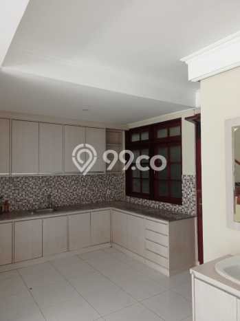 Rumah Mewah LB 400m2 Siap Pakai Desain Elegan di Setiabudi, Bandung Rumah Mewah LB 400m2 Siap Pakai Desain Elegan di Setiabudi, Bandung