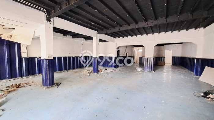 FOR RENT! Komersial di Buah Batu Cocok untuk Bisnis 250m2 FOR RENT! Komersial di Buah Batu Cocok untuk Bisnis 250m2