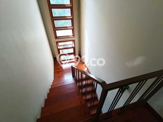 Rumah Luxury Modern Siap Huni di Resor Dago Pakar Bandung Rumah Luxury Modern Siap Huni di Resor Dago Pakar Bandung