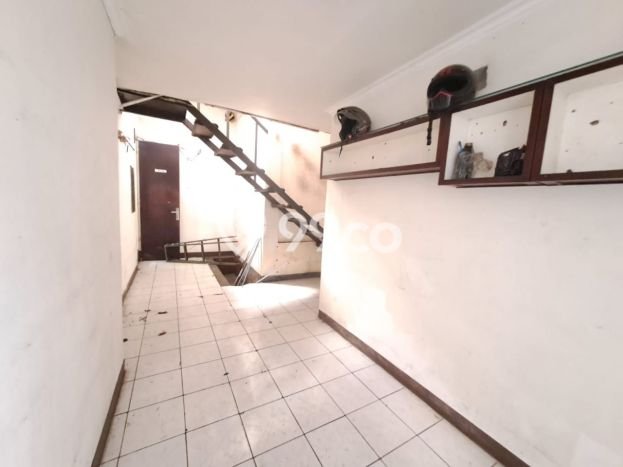 AREA BERKEMBANG! Komersial Disewakan di Pajajaran, Luas 350m², Ready Bisnis AREA BERKEMBANG! Komersial Disewakan di Pajajaran, Luas 350m², Ready Bisnis