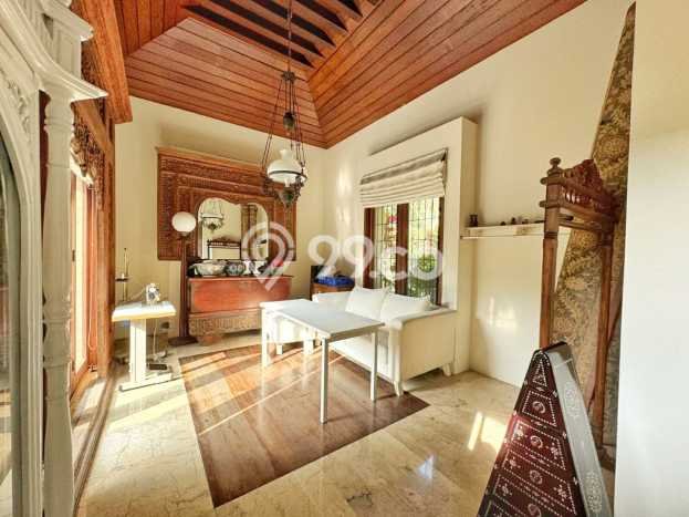 Rumah Elit Modern Tanpa Renovasi di Geger Kalong Bandung Rumah Elit Modern Tanpa Renovasi di Geger Kalong Bandung