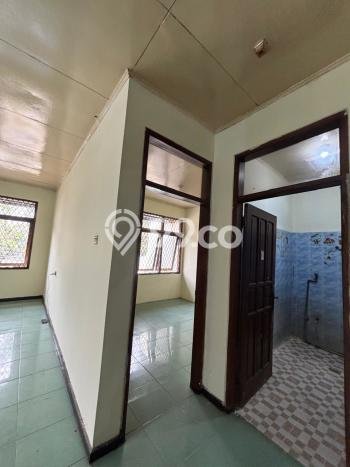 PREMIUM LIVING! Rumah kawasan Sarijadi, 3 KM, Area Berkembang, LT 200m² Bangunan 300m² PREMIUM LIVING! Rumah kawasan Sarijadi, 3 KM, Area Berkembang, LT 200m² Bangunan 300m²