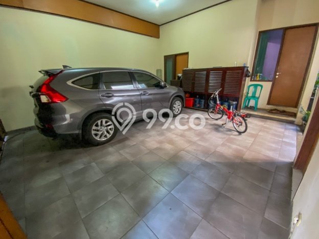 Ready to Use! Luxury House LT 402m2 Desain Elegan di Turangga Ready to Use! Luxury House LT 402m2 Desain Elegan di Turangga