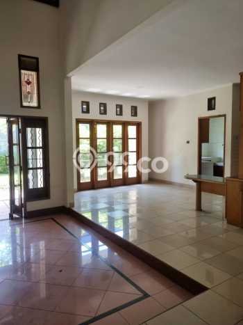 For Sale! Premium House LT 541m2 Desain Elegan di Setra Duta For Sale! Premium House LT 541m2 Desain Elegan di Setra Duta