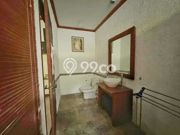 Rumah Elit Modern Tanpa Renovasi di Geger Kalong Bandung Rumah Elit Modern Tanpa Renovasi di Geger Kalong Bandung