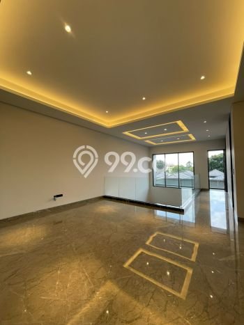 Rumah Elit LB 510m2 Siap Pakai Desain Elegan di Setra Duta, Bandung Rumah Elit LB 510m2 Siap Pakai Desain Elegan di Setra Duta, Bandung