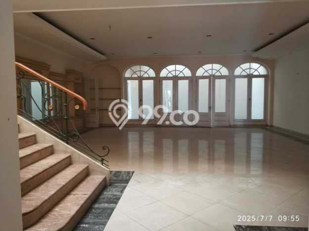 Rumah Elit Modern Tanpa Renovasi di Sunter Jakarta Utara Rumah Elit Modern Tanpa Renovasi di Sunter Jakarta Utara