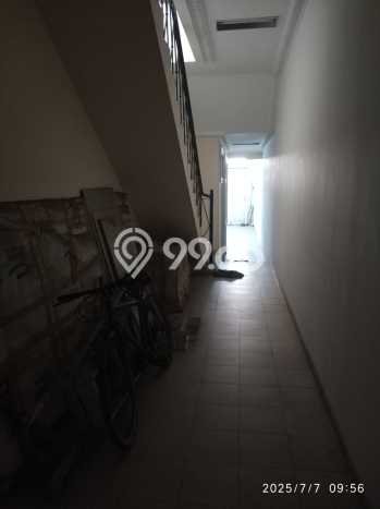 Rumah Elit Modern Tanpa Renovasi di Sunter Jakarta Utara Rumah Elit Modern Tanpa Renovasi di Sunter Jakarta Utara