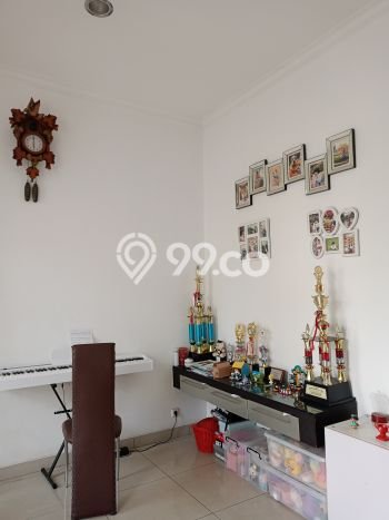 Disewakan! Rumah 3 Kamar Tidur &
3 Kamar Mandi di Pantai Indah Kapuk, Jakarta Utara Disewakan! Rumah 3 Kamar Tidur &
3 Kamar Mandi di Pantai Indah Kapuk, Jakarta Utara