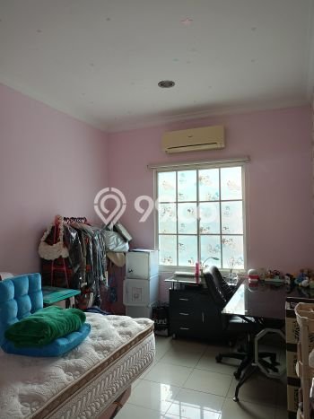 Disewakan! Rumah 3 Kamar Tidur &
3 Kamar Mandi di Pantai Indah Kapuk, Jakarta Utara Disewakan! Rumah 3 Kamar Tidur &
3 Kamar Mandi di Pantai Indah Kapuk, Jakarta Utara