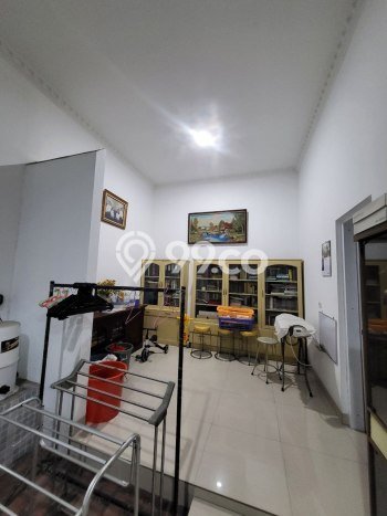 Rumah Mewah LB 258m2 Siap Huni Desain Elegan di Jatimurni, Bekasi Rumah Mewah LB 258m2 Siap Huni Desain Elegan di Jatimurni, Bekasi