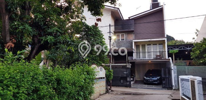 Siap Huni Rumah Minimalis & Modern LB 305m2 di Jatiwaringin Siap Huni Rumah Minimalis & Modern LB 305m2 di Jatiwaringin