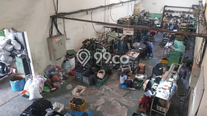 Unit Pabrik Dijual di Setu Bekasi Luas Bangunan 500m2 Unit Pabrik Dijual di Setu Bekasi Luas Bangunan 500m2