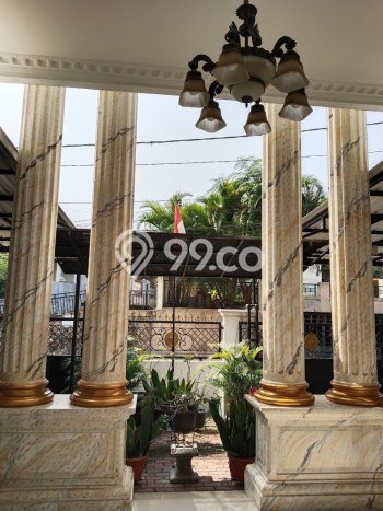 Rumah Mewah LB 258m2 Siap Huni Desain Elegan di Jatimurni, Bekasi Rumah Mewah LB 258m2 Siap Huni Desain Elegan di Jatimurni, Bekasi