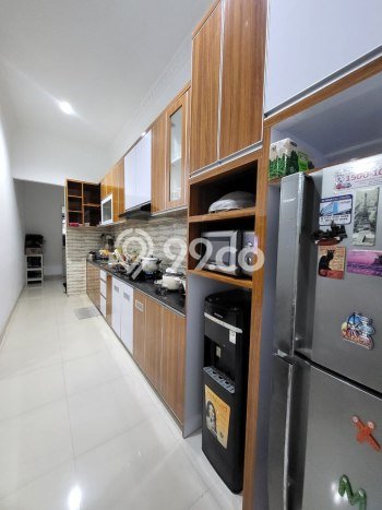 Rumah Mewah LB 258m2 Siap Huni Desain Elegan di Jatimurni, Bekasi Rumah Mewah LB 258m2 Siap Huni Desain Elegan di Jatimurni, Bekasi