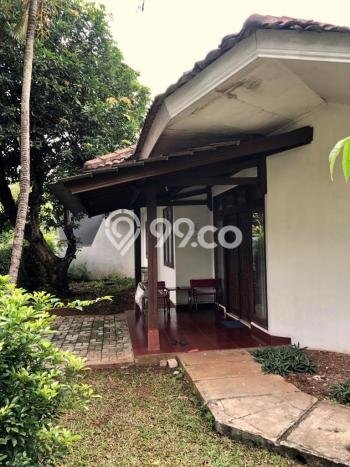 Rumah Mewah LB 220m2 Siap Pakai Desain Elegan di Ampera, Jakarta Selatan Rumah Mewah LB 220m2 Siap Pakai Desain Elegan di Ampera, Jakarta Selatan