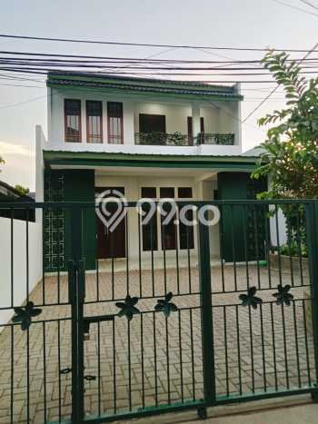 Siap Huni Hunian Elit 4 Kamar di Jagakarsa Dekat ke Mana Pun Siap Huni Hunian Elit 4 Kamar di Jagakarsa Dekat ke Mana Pun