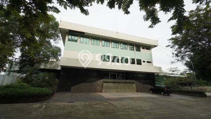 Tanah Dijual Lokasi Ciracas, Jakarta Timur Luas 1.885e+06m2 Legalitas Aman Tanah Dijual Lokasi Ciracas, Jakarta Timur Luas 1.885e+06m2 Legalitas Aman