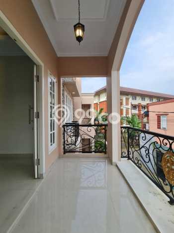 Rumah Baru Modern Classic Strategis Di Jagakarsa Jakarta Selatan Siap Huni Rumah Baru Modern Classic Strategis Di Jagakarsa Jakarta Selatan Siap Huni