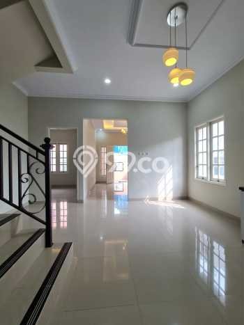 Rumah Baru Modern Classic Strategis Di Jagakarsa Jakarta Selatan Siap Huni Rumah Baru Modern Classic Strategis Di Jagakarsa Jakarta Selatan Siap Huni
