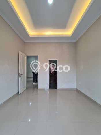 Rumah Baru Modern Classic Strategis Di Jagakarsa Jakarta Selatan Siap Huni Rumah Baru Modern Classic Strategis Di Jagakarsa Jakarta Selatan Siap Huni