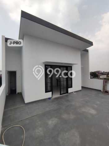 Rumah Strategis 3 KT LT 71m² di Tanjung Barat, Jakarta Selatan Rumah Strategis 3 KT LT 71m² di Tanjung Barat, Jakarta Selatan