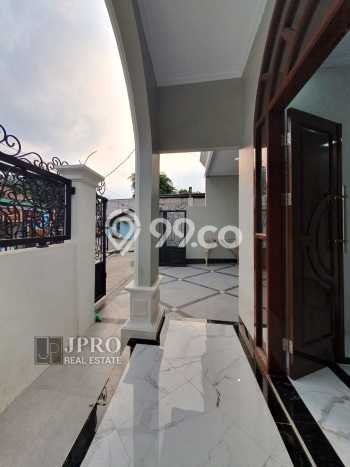 For Sale Rumah 4 Kamar Lokasi Ideal Nyaman dan Strategis di Jagakarsa For Sale Rumah 4 Kamar Lokasi Ideal Nyaman dan Strategis di Jagakarsa