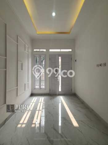 For Sale Rumah 4 Kamar Lokasi Ideal Nyaman dan Strategis di Jagakarsa For Sale Rumah 4 Kamar Lokasi Ideal Nyaman dan Strategis di Jagakarsa