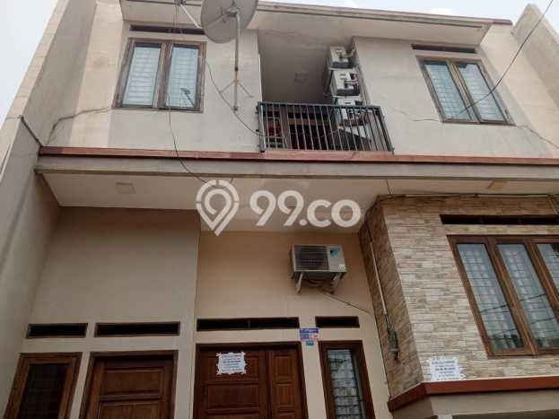 Rumah Bagus Menzanine 2,5 Lantai Full Furnished Murah Strategis Di Jagakarsa Jakarta Selatan Rumah Bagus Menzanine 2,5 Lantai Full Furnished Murah Strategis Di Jagakarsa Jakarta Selatan
