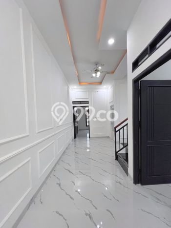For Sale Hunian Rumah Terawat 4 Kamar di Condet, Jakarta Timur For Sale Hunian Rumah Terawat 4 Kamar di Condet, Jakarta Timur