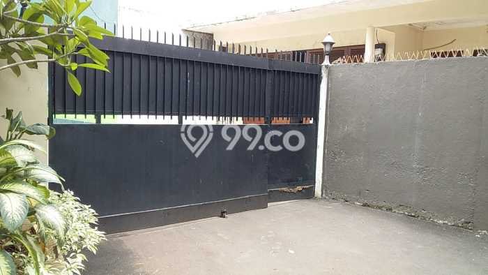 Dijual Rumah Luas Elegan Dengan View Cantik di Kemang, Jakarta Selatan Dijual Rumah Luas Elegan Dengan View Cantik di Kemang, Jakarta Selatan