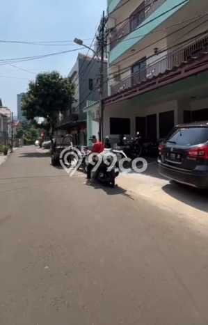 Rumah Mewah LB 750m2 Siap Huni Desain Elegan di Setiabudi, Jakarta Selatan Rumah Mewah LB 750m2 Siap Huni Desain Elegan di Setiabudi, Jakarta Selatan