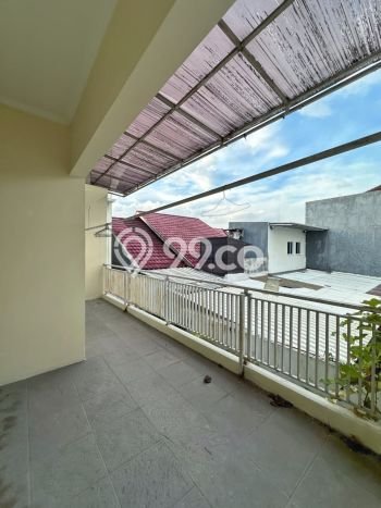 Dijual Rumah 4 Kamar Lokasi Strategis Nyaman dan Strategis di Jagakarsa Dijual Rumah 4 Kamar Lokasi Strategis Nyaman dan Strategis di Jagakarsa