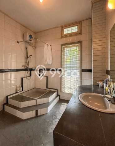 Siap Huni Rumah Mewah 5 Kamar di Cempaka Putih Dekat ke Mana Saja Siap Huni Rumah Mewah 5 Kamar di Cempaka Putih Dekat ke Mana Saja