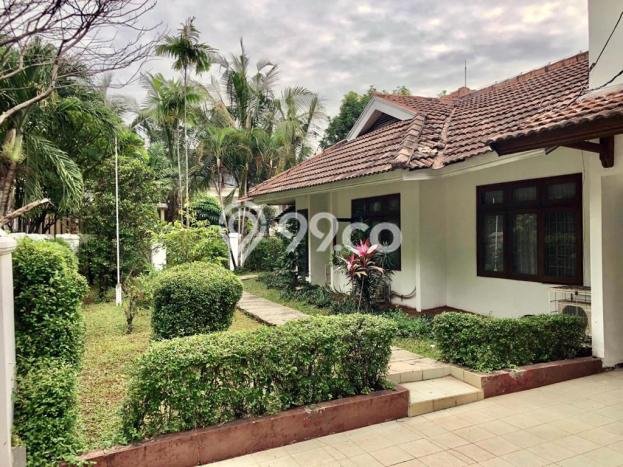 Rumah Mewah LB 220m2 Siap Pakai Desain Elegan di Ampera, Jakarta Selatan Rumah Mewah LB 220m2 Siap Pakai Desain Elegan di Ampera, Jakarta Selatan