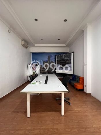 Ruko Dijual di Prime Area Jakarta Timur Luas 400m2 Ruko Dijual di Prime Area Jakarta Timur Luas 400m2