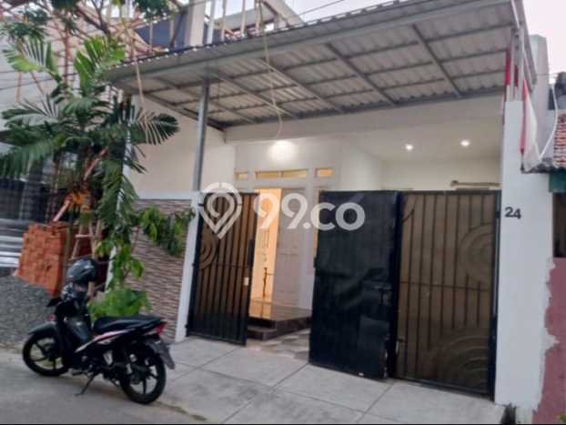 Rumah Luas Asri 2 KT Siap Pakai di Rawamangun Jakarta Timur Rumah Luas Asri 2 KT Siap Pakai di Rawamangun Jakarta Timur
