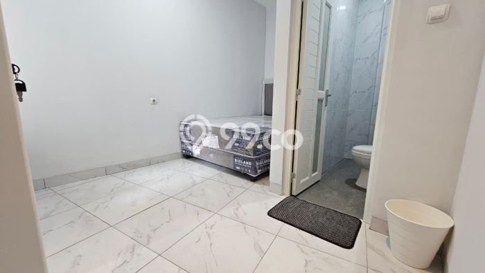 Kost Dijual di Cipete dengan 22 KT dan Luas 416m2 Kost Dijual di Cipete dengan 22 KT dan Luas 416m2