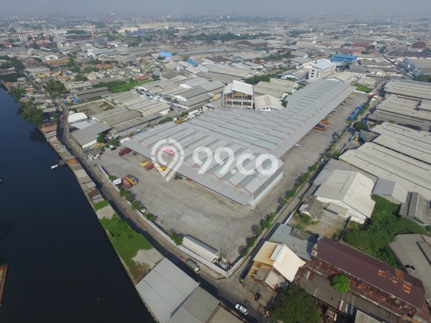 Gudang Disewa di Jakarta Barat dengan LB 380m2 Area Komersial Ramai Gudang Disewa di Jakarta Barat dengan LB 380m2 Area Komersial Ramai