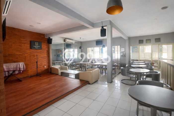 Ruko Disewakan Lokasi Duren Sawit Jakarta Timur Harga Spesial! Ruko Disewakan Lokasi Duren Sawit Jakarta Timur Harga Spesial!