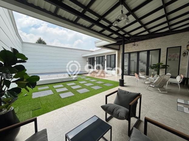 Rumah Luxury Modern Siap Huni di Bintaro Tangerang Selatan Rumah Luxury Modern Siap Huni di Bintaro Tangerang Selatan