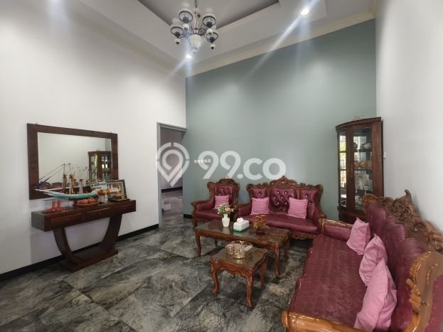 Rumah Mewah LB 336m2 Siap Huni Desain Elegan di Grand Wisata, Bekasi Rumah Mewah LB 336m2 Siap Huni Desain Elegan di Grand Wisata, Bekasi
