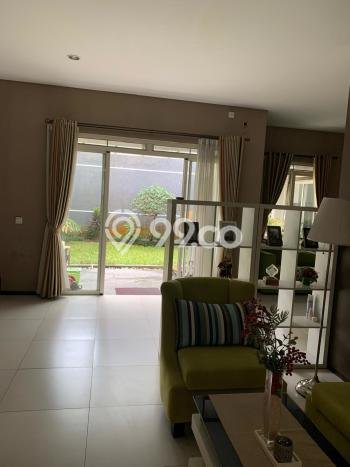 Disewakan! Rumah 5 Kamar Tidur &
4 Kamar Mandi di Padalarang, Bandung Disewakan! Rumah 5 Kamar Tidur &
4 Kamar Mandi di Padalarang, Bandung