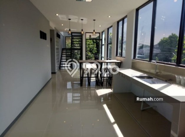 Komersial Bagus LT 360m2 LB 900m2 Dijual di Regol Bandung Komersial Bagus LT 360m2 LB 900m2 Dijual di Regol Bandung