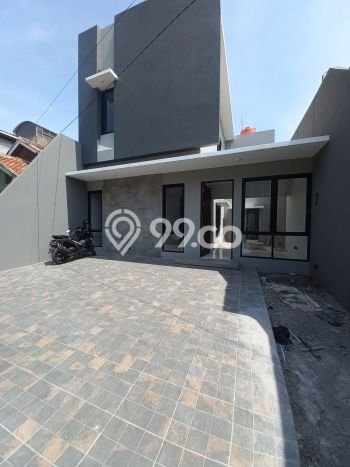 Rumah Mewah LB 170m2 Siap Huni Desain Elegan di BKR, Bandung Rumah Mewah LB 170m2 Siap Huni Desain Elegan di BKR, Bandung