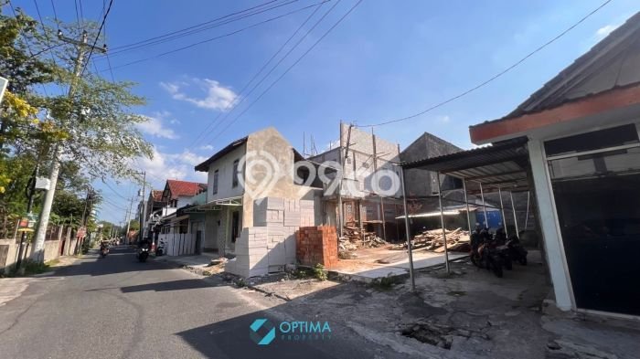 Kavling Tanah untuk Dijual di Pogung, Yogyakarta, Luas 152m2 Kavling Tanah untuk Dijual di Pogung, Yogyakarta, Luas 152m2